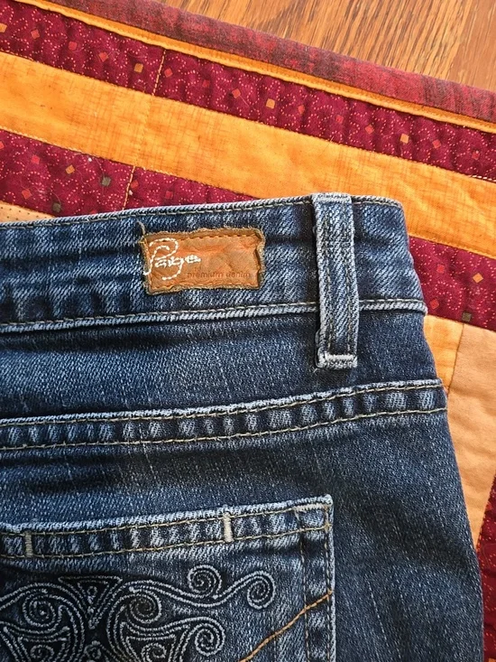 PAIGE Hollywood Hills Women's Jeans - Picture 5 of 8